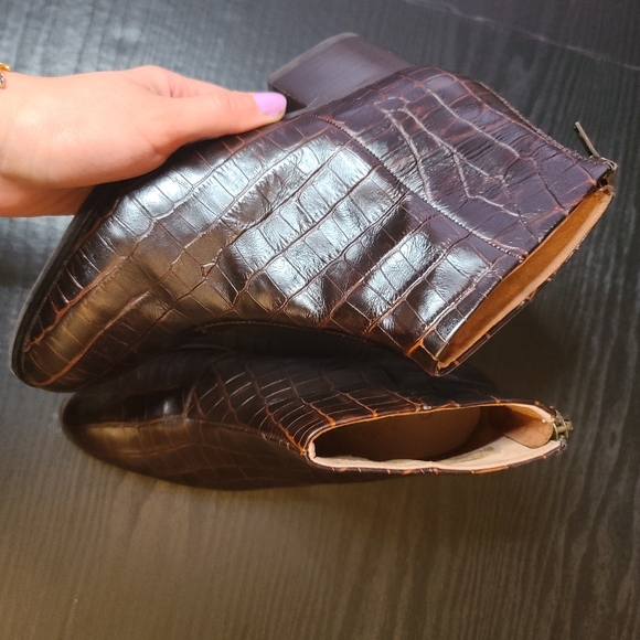 Seychelles Floodplain Booties - Picture 8 of 8